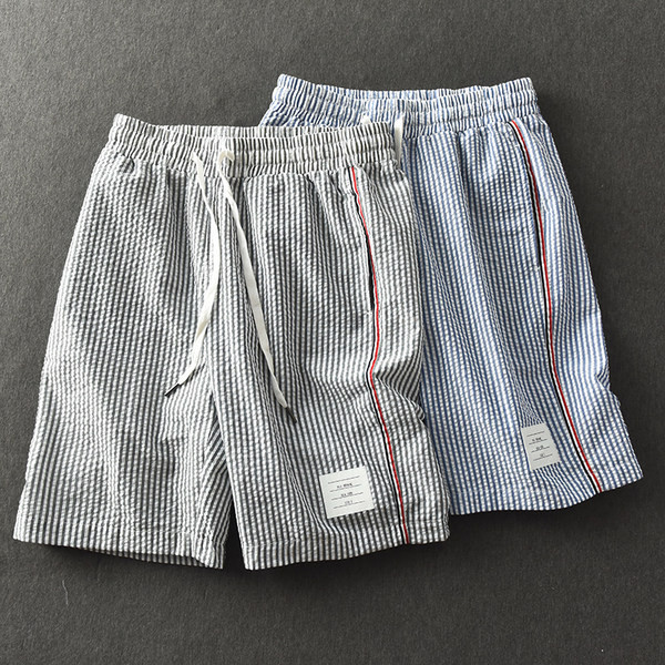 Ριγέ ανδρικό σορτσάκι μεκορδόνια