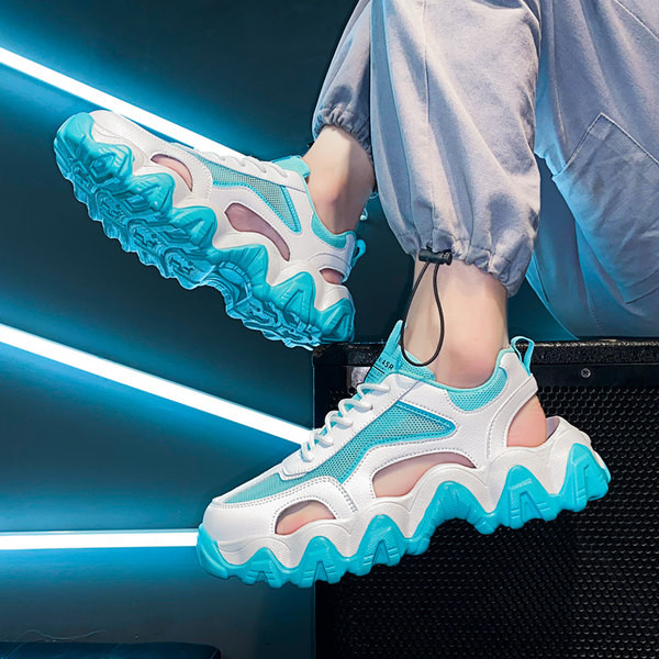 Μοντέρνα σανδάλια με κορδόνια