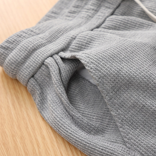 Ανδρικό καλοκαιρινό σορτσάκι με έμβλημα