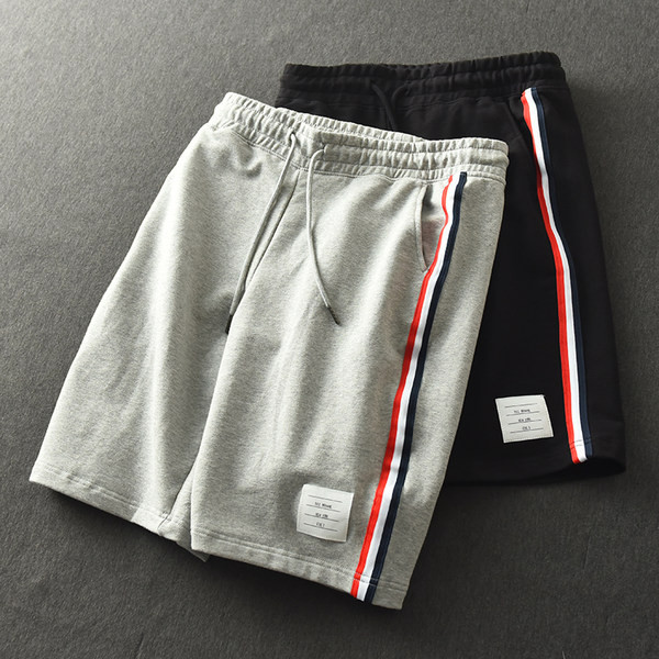 Férfi alkalmi nadrág szegéllyel és fűzővel