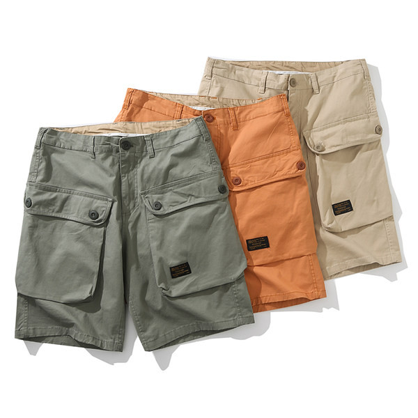 Ανδρικό παντελόνι 3/4 με μεγάλες τσέπες