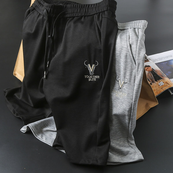 Casual ανδρικό παντελόνι 3/4 με απλικέ - δύο μοντέλα