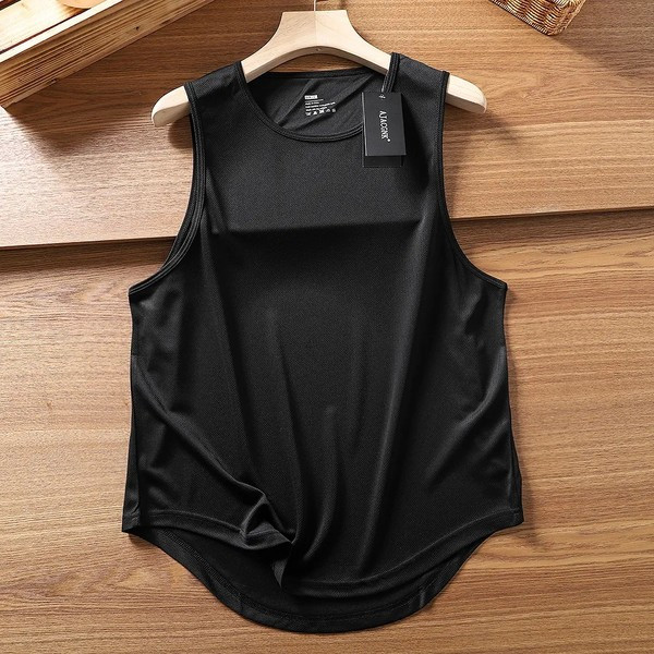 Egyszínű férfi felső kerek nyakkivágással - aszimmetrikus modell