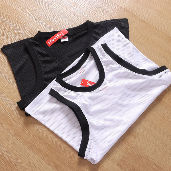 Sports-casual ανδρική μπλούζα με στρογγυλή λαιμόκοψη