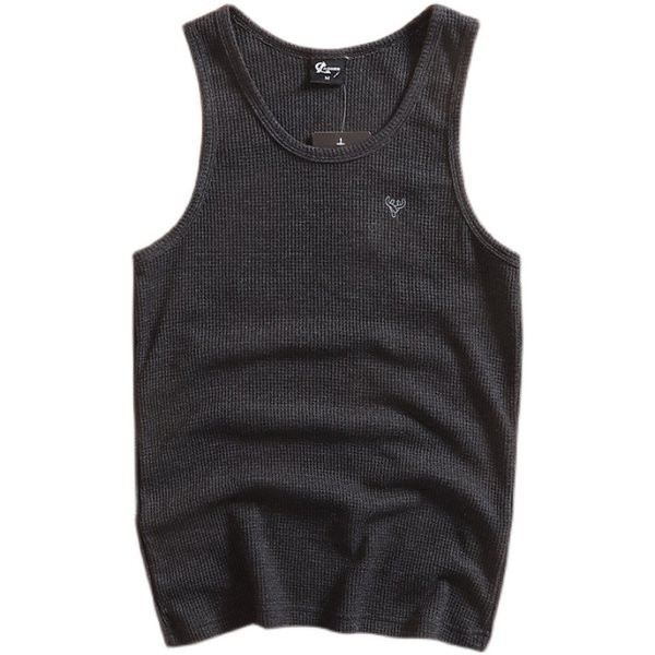 Μονόχρωμη ανδρική  αμάνικη μπλούζα με κέντημα και οβάλ λαιμόκοψη