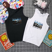 Férfi lezser felső, fekete-fehér feliratokkal