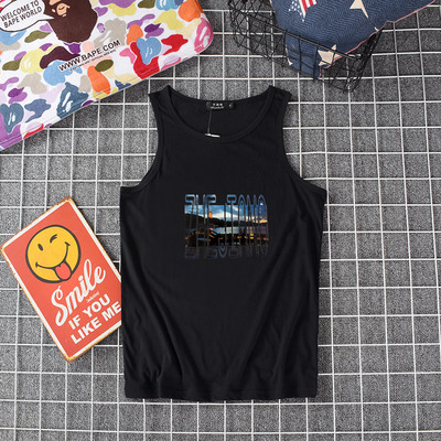 Férfi lezser felső, fekete-fehér feliratokkal