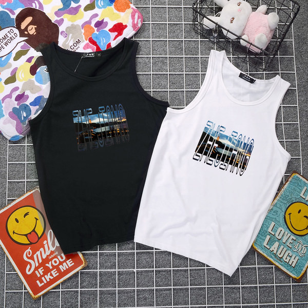 Férfi lezser felső, fekete-fehér feliratokkal