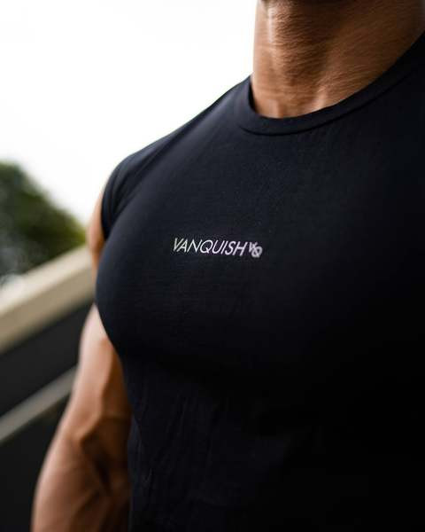 Férfi felső kerek nyakkivágással - két modell