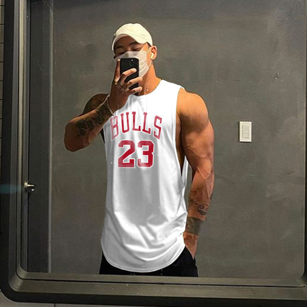 Μοντέρνο ανδρικό αμάνικο με επιγραφές