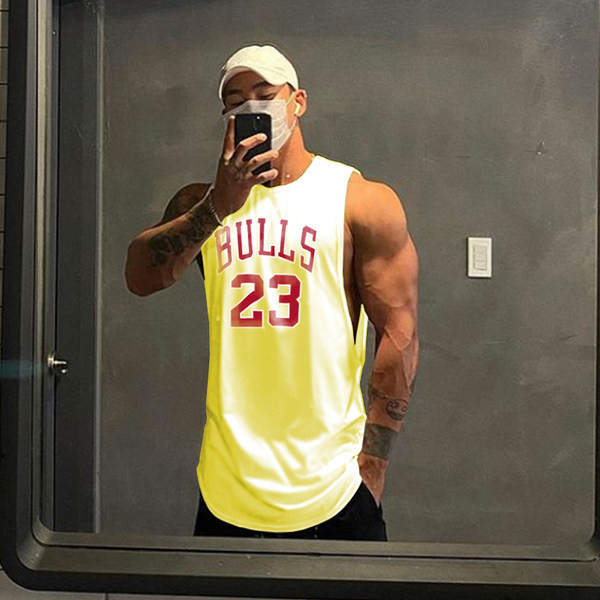 Μοντέρνο ανδρικό αμάνικο με επιγραφές