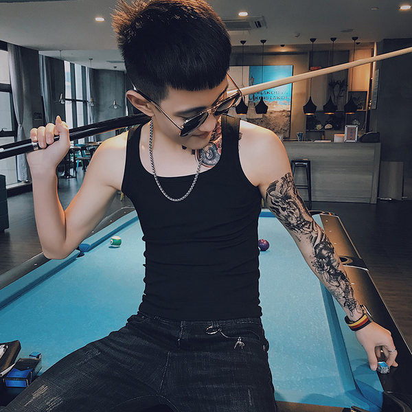 Καλοκαιρινό ανδρικό αμάνικο - κλασικό μοντέλο