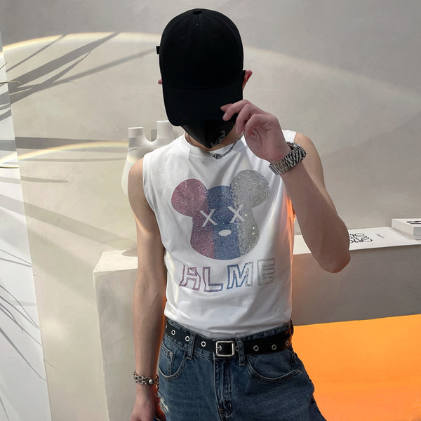 Καλοκαιρινή αμάνικη μπλούζα για άνδρες με λαμπερό αποτέλεσμα