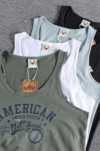 Καθημερινή ανδρική μπλούζα με απλικέ