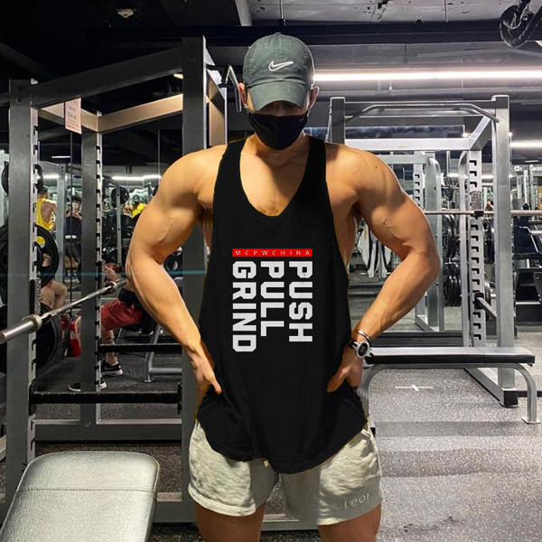 Több színben feliratos férfi sportcipő