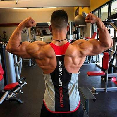 Vīriešu sporta tanktops ar uzrakstu vairākās krāsās