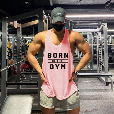 Vīriešu sporta tanktops ar uzrakstiem un plānām lencēm