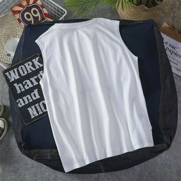 Nyári férfi felső rátéttel és ovális nyakkivágással