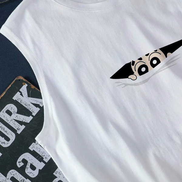 Nyári férfi felső rátéttel és ovális nyakkivágással