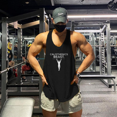 Vīriešu sporta tanktops ar aplikāciju