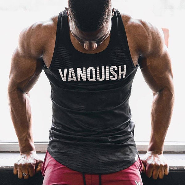 Feliratos férfi felső - gyorsan száradó anyagból