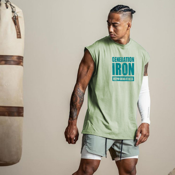 Új modell mindennapi férfi felső felirattal