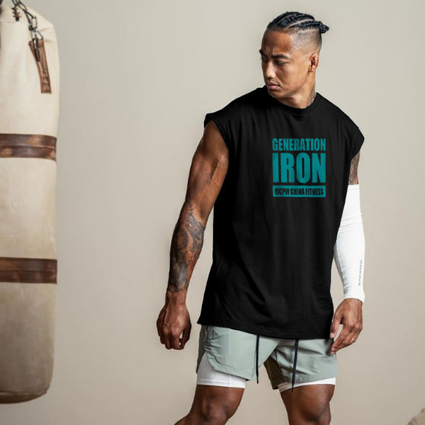 Új modell mindennapi férfi felső felirattal