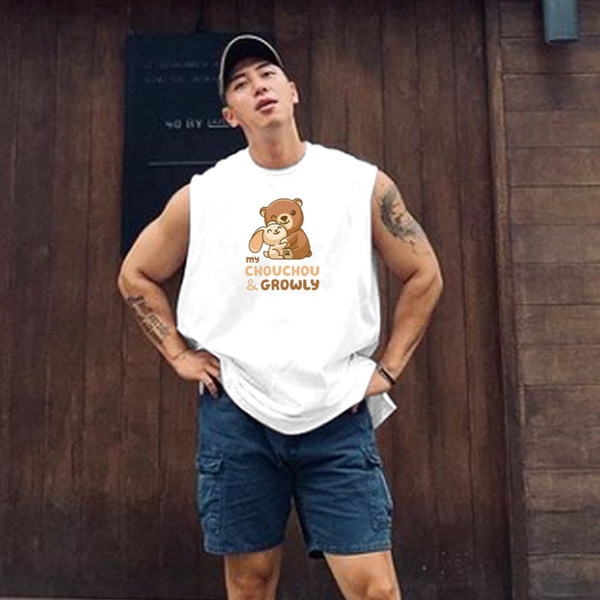 Mitmes värvitoonis aplikatsiooniga meeste topp