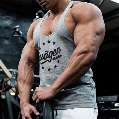 Vyriškas sportinis batviršis su užrašu - pasiūtas iš greitai džiūstančio audinio