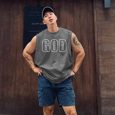 Μοντέρνο ανδρικό αμάνικο με οβάλ λαιμόκοψη