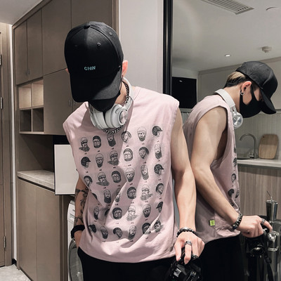 Moodne suvine prindiga topp
