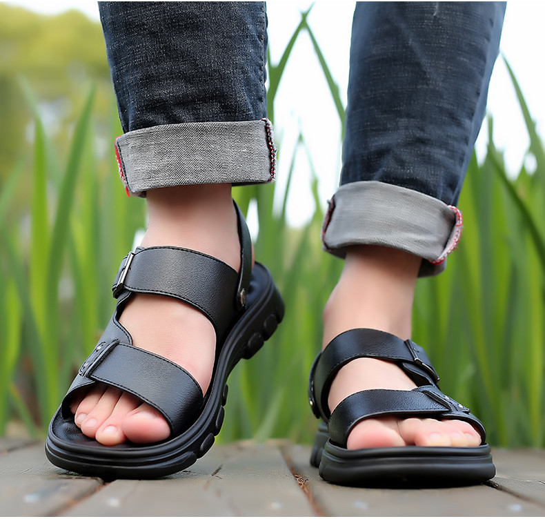 Férfi csatos szandál - eco bőr