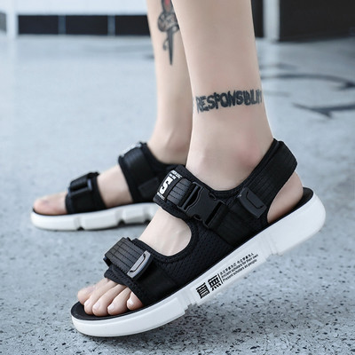 Νέο μοντέλο καλοκαιρινά σανδάλια με υφασμάτινα λουριά και πλαστικη στερέωση