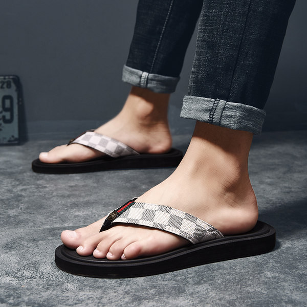 Nyári férfi papucs, lapos talppal