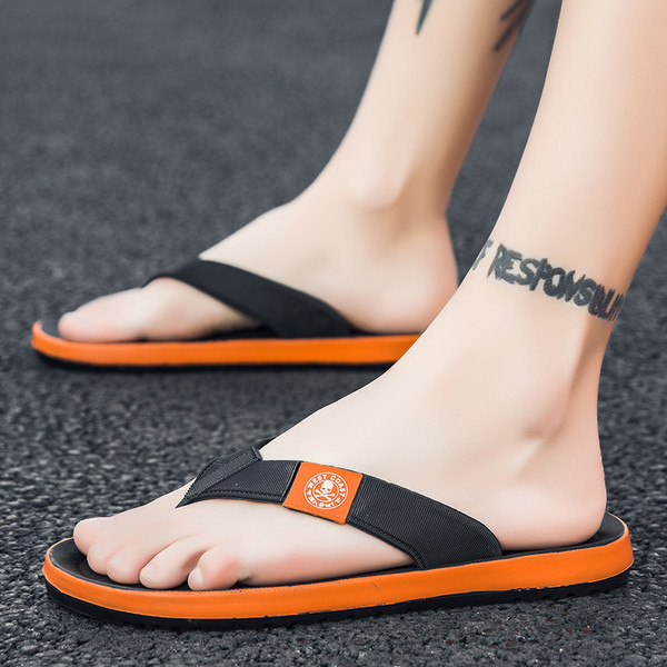 Casual ανδρικές παντόφλες με επίπεδη σόλα - ανάμεσα στα δάχτυλα 