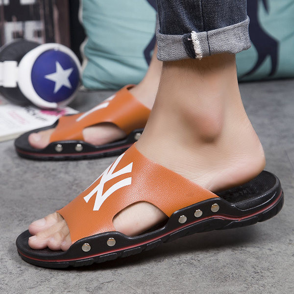 Férfi eko bőr papucs fém elemmel és rátéttel