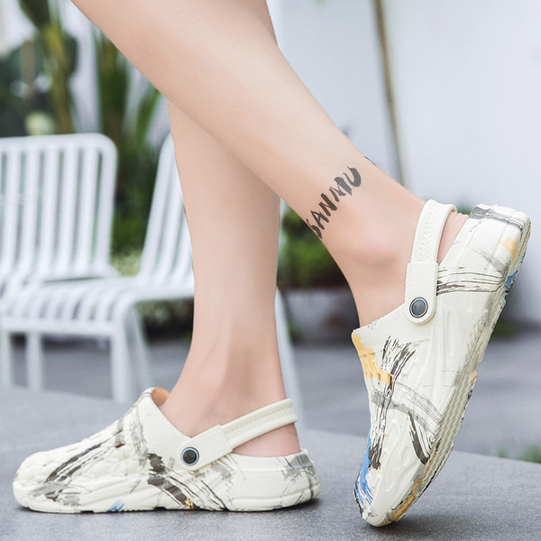 Meeste vabaaja crocsi sandaalid