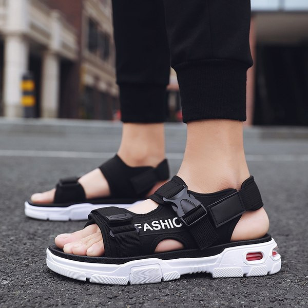 Ανδρικά σανδάλια casual με επίπεδη σόλα και υφασμάτινα λουριά