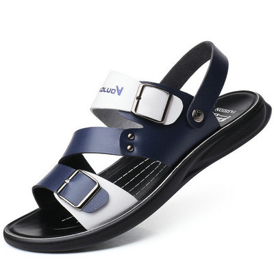 Ανδρικά έκο δερμάτινα σανδάλια με μεταλλική αγκράφα και επιγραφή