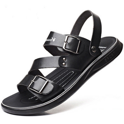 Ανδρικά έκο δερμάτινα σανδάλια με μεταλλική αγκράφα και επιγραφή