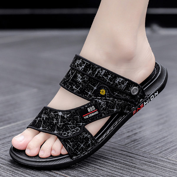 Ανδρικά σανδάλια casual με υφασμάτινα λουριά και επίπεδη σόλα