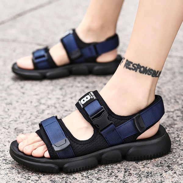 Αθλητικά και casual σανδάλια για άντρες