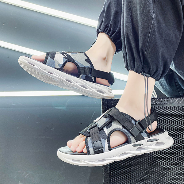 Ανδρικά υφασμάτινα σανδάλια με επίπεδη σόλα