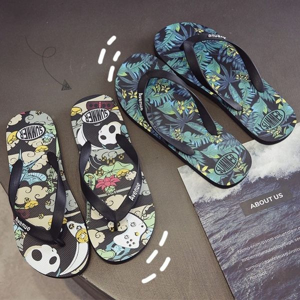 Αντιολισθητικές σαγιονάρες ανδρών με απλικέ χρώμα