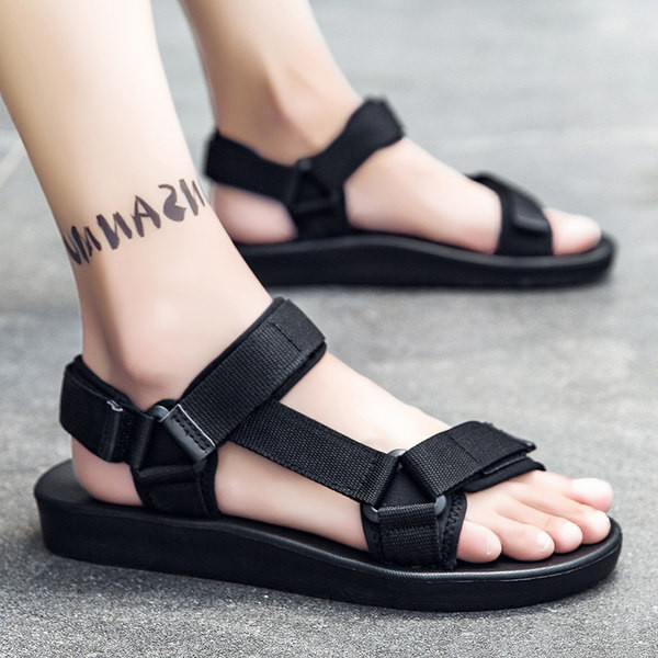 Καλοκαιρινά casual σανδάλια με υφασμάτινα λουριά