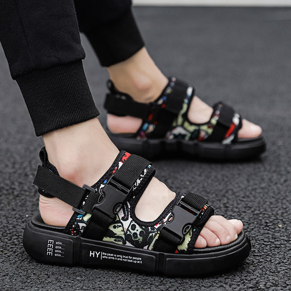 Ανδρικά υφασμάτινα σανδάλια με επίπεδη σόλα