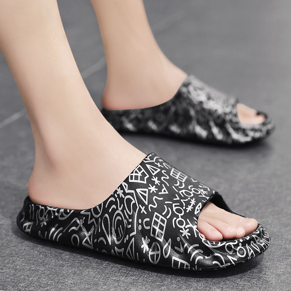 Nyomtatott, durva talpú gumipapucs