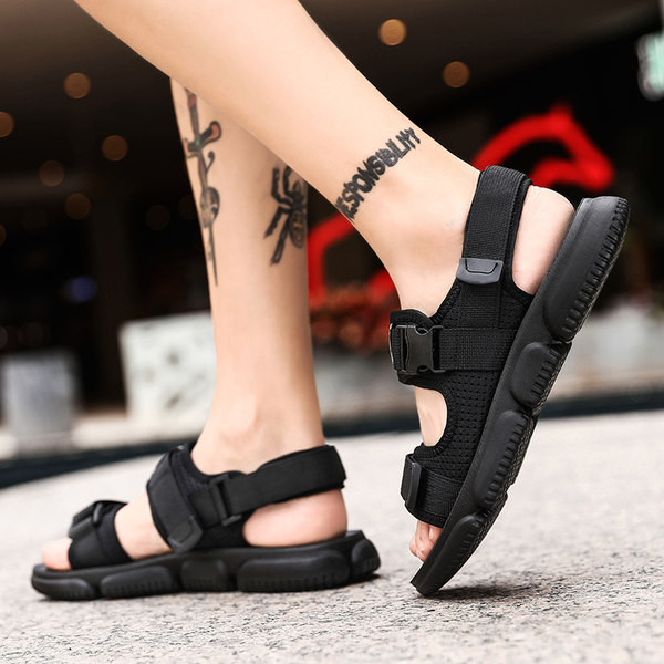 Alkalmi férfi textil szandál