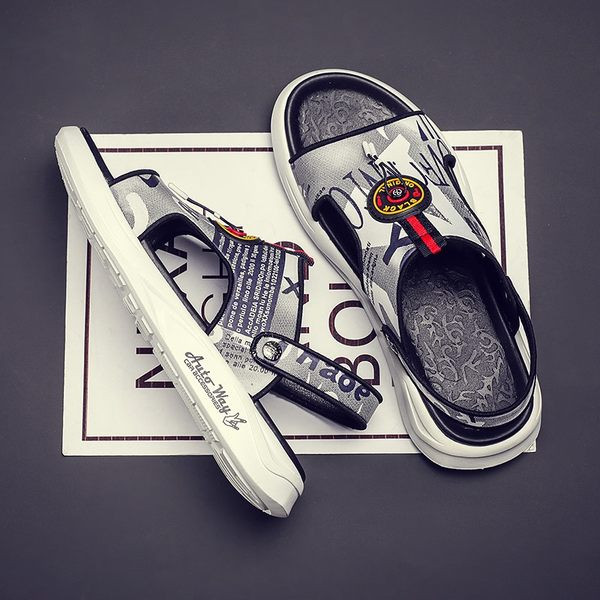 Ανδρικές παντόφλες casual με χρωματιστό μοτίβο