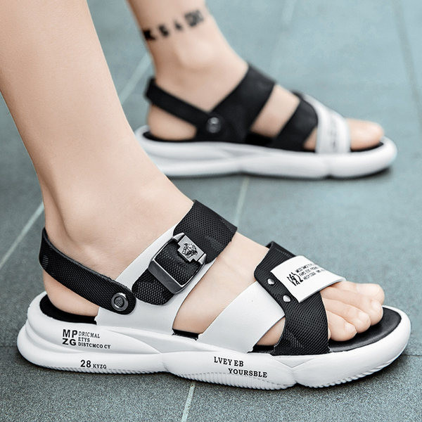 Ανδρικά σανδάλια με επίπεδη σόλα και λουράκια από οικολογικό δέρμα